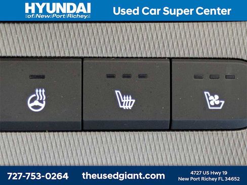 Used 2023 Hyundai Palisade Limited image 34