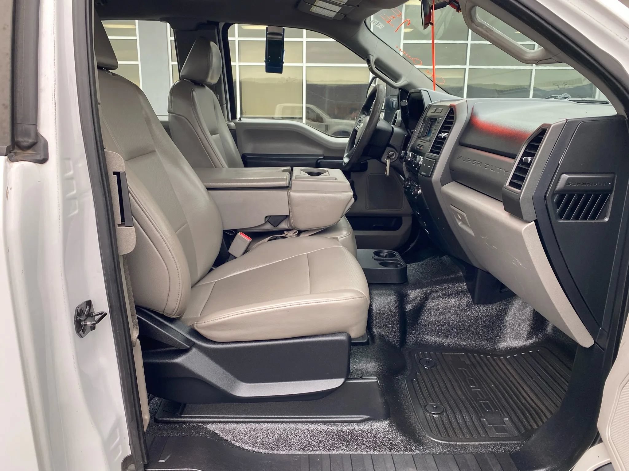 Used 2017 Ford F250 4x4 SuperCab Super Duty image 23