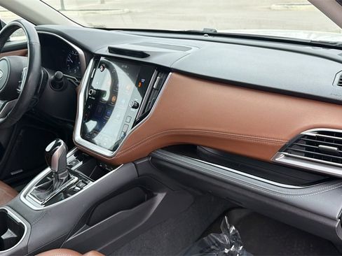 Used 2020 Subaru Outback Touring w/ Popular Package #2 image 40