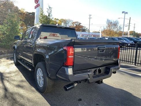 New 2025 Toyota Tacoma SR5 image 6