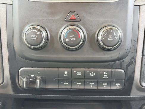 Used 2017 RAM 2500 Tradesman w/ Chrome Appearance Group AWD/4WD image 47