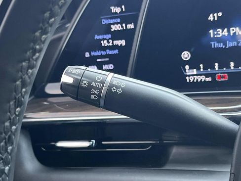 Certified 2024 Cadillac Escalade Sport Platinum image 33