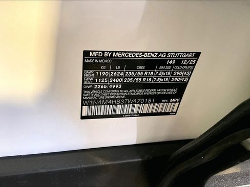 New 2026 Mercedes-Benz GLB 250 4MATIC image 12