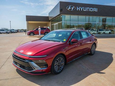 New 2026 Hyundai Sonata SEL FWD image 1