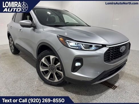 Used 2024 Ford Escape Platinum image 1