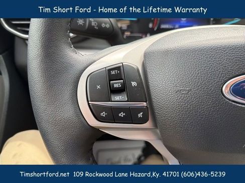 Used 2024 Ford Explorer XLT w/ Equipment Group 202A AWD/4WD image 19