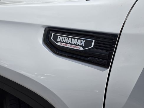 Used 2026 GMC Sierra 1500 Elevation RWD image 3