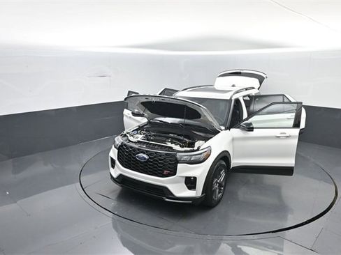 New 2026 Ford Explorer ST w/ Sun And Sound Package image 37