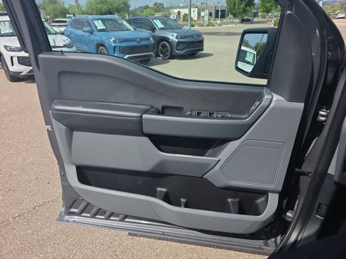 Used 2023 Ford F150 XLT AWD/4WD image 13