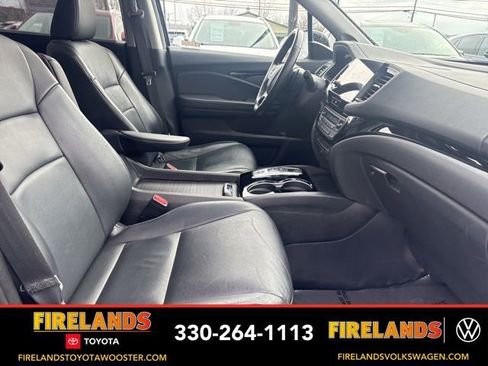 Used 2019 Honda Pilot Touring image 29