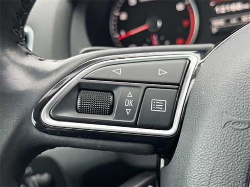 Used 2018 Audi Q3 2.0T Premium Plus w/ Premium Plus Package image 33
