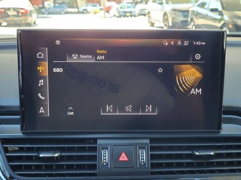 Used 2021 Audi Q5 e Prestige w/ Prestige Package image 26