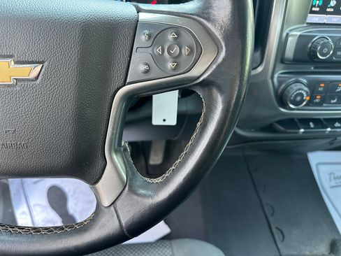Used 2019 Chevrolet Silverado 1500 LT AWD/4WD image 12