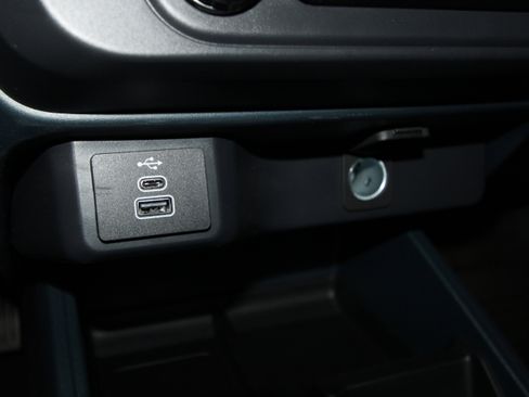 New 2026 Ford Maverick XL AWD/4WD image 13