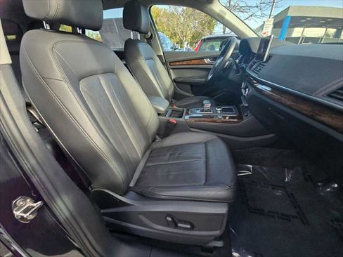 Used 2020 Audi Q5 e Premium Plus w/ Premium Plus Package image 11