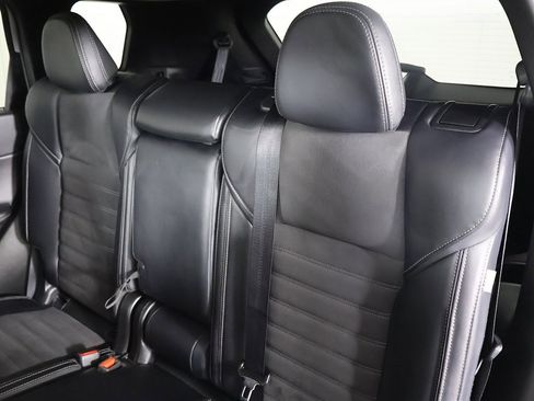 Used 2024 Mitsubishi Outlander SE image 36