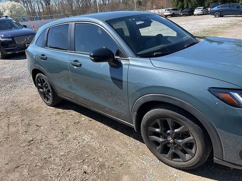 Certified 2023 Honda HR-V Sport image 6