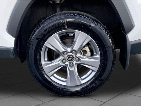 Used 2024 Toyota RAV4 XLE FWD image 11