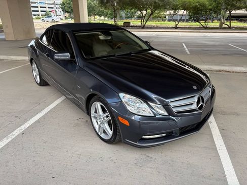 Used 2012 Mercedes-Benz E 350 Cabriolet image 2