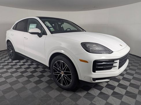 New 2026 Porsche Cayenne Coupe image 9