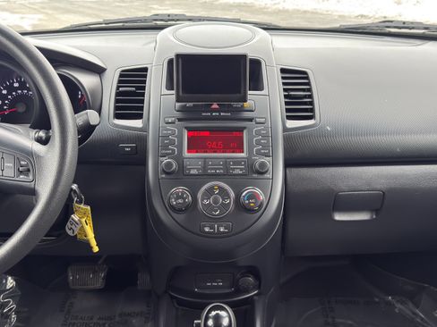 Used 2013 Kia Soul image 20