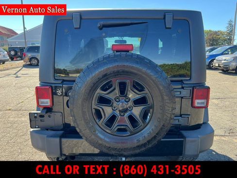 Used 2015 Jeep Wrangler Sport image 6