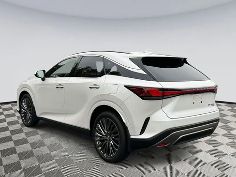 Used 2024 Lexus RX 450h AWD w/ Luxury Package image 4