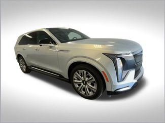 New 2025 Cadillac Escalade IQ Luxury 1 w/ LPO, Radiant Package video 2