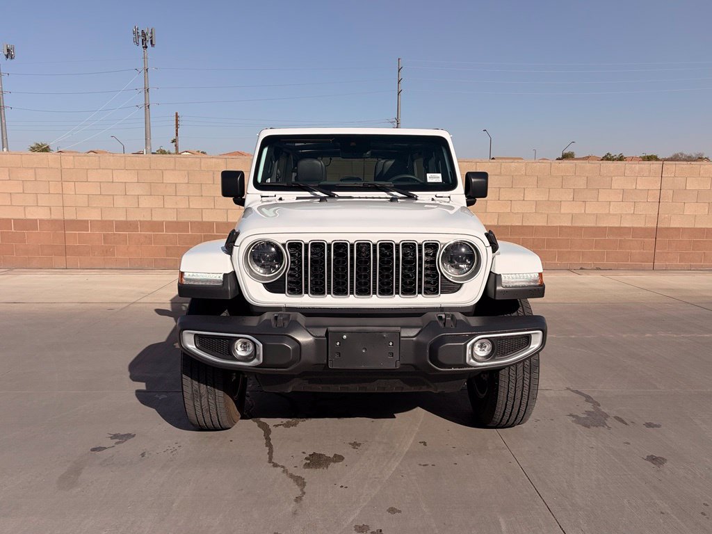 Used 2024 Jeep Wrangler Unlimited Sahara w/ Technology Group AWD/4WD image 3
