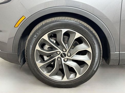 Used 2023 Lincoln Nautilus Reserve w/ Luxury Package AWD/4WD image 31