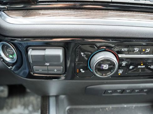 Certified 2025 Chevrolet Silverado 3500 LT w/ All Star Edition image 6