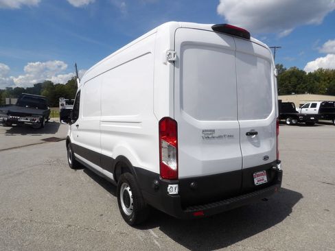 Used 2025 Ford Transit 250 148 Medium Roof w/ Load Area Protection Package RWD image 5