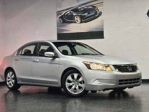 Used 2009 Honda Accord EX-L image 1
