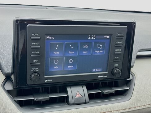 Used 2021 Toyota RAV4 XLE image 9