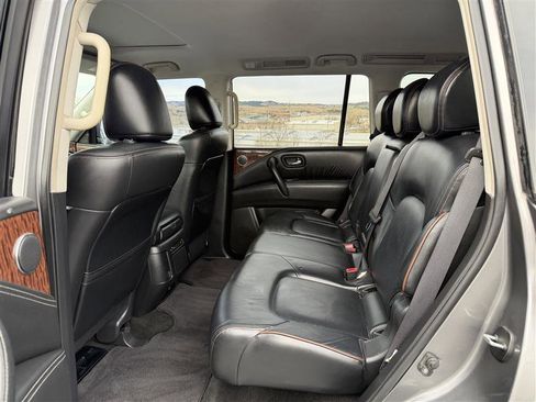 Used 2020 Nissan Armada SL w/ Premium Package AWD/4WD image 14