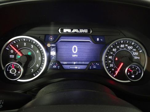 New 2026 RAM 1500 4x4 Crew Cab image 27