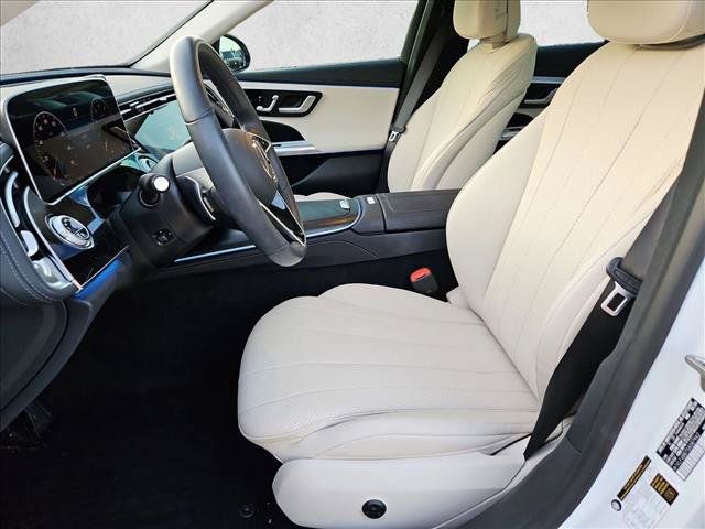 Used 2025 Mercedes-Benz E 450 4MATIC Sedan image 17