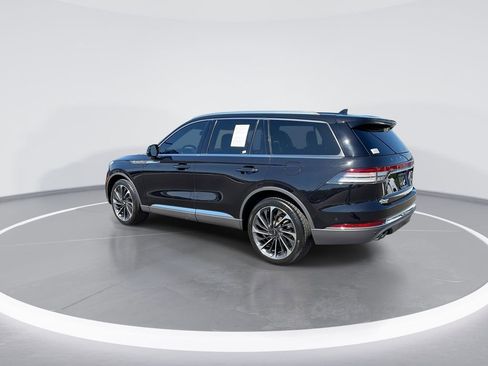 Used 2020 Lincoln Aviator Reserve w/ Equipment Group 202A AWD/4WD image 6