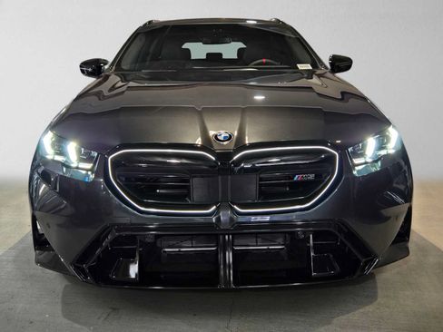 New 2027 BMW M5 Touring AWD/4WD image 8