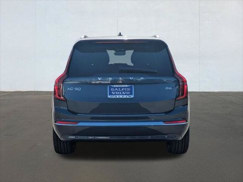 New 2026 Volvo XC90 B6 Plus w/ Protection Package Premier AWD/4WD image 5