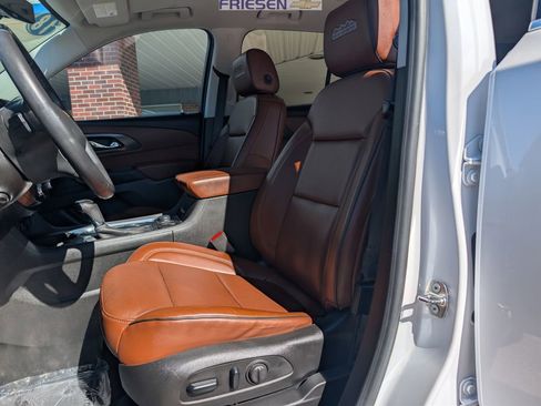 Used 2018 Chevrolet Traverse High Country image 9