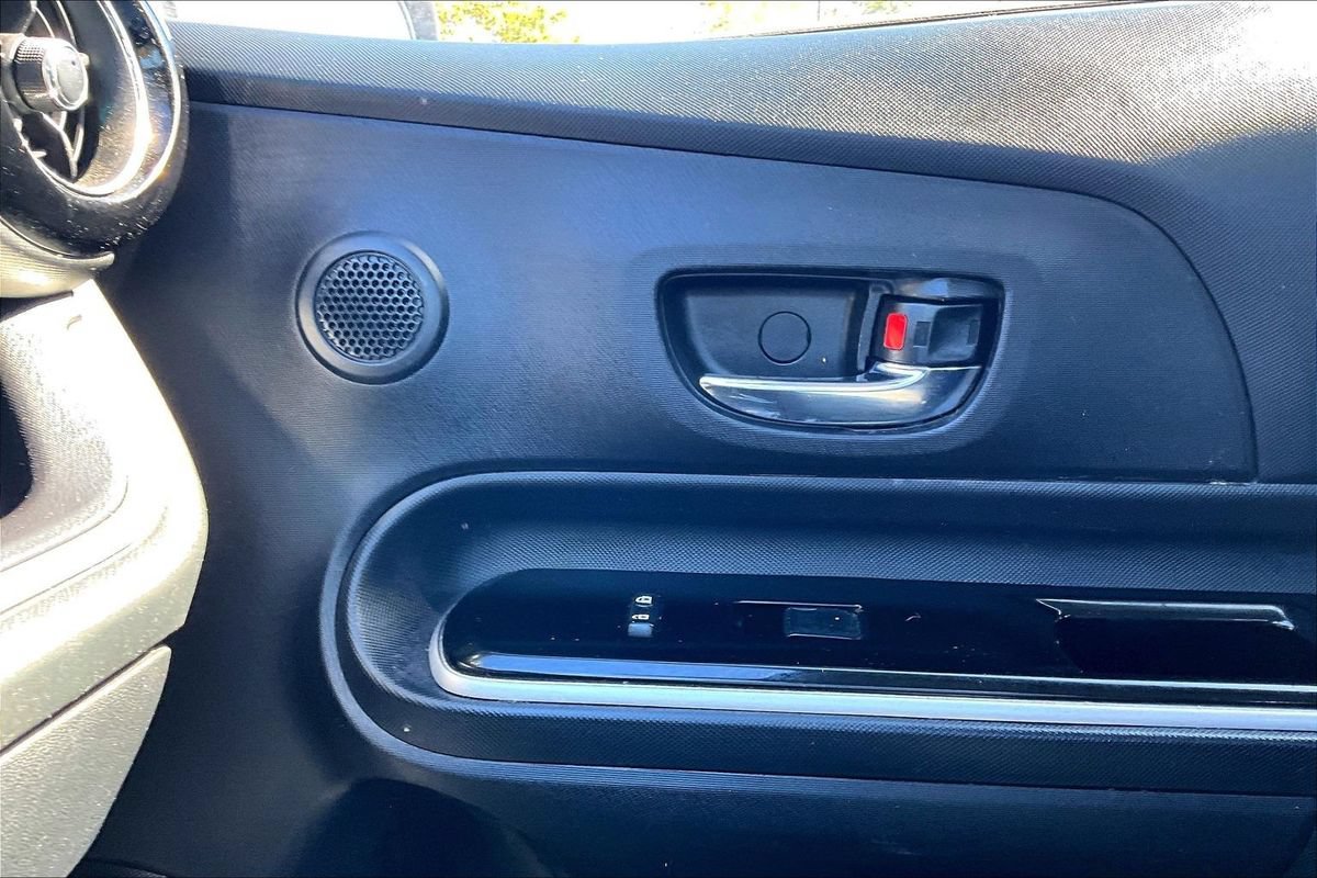 Used 2015 Toyota Prius C Three FWD image 33