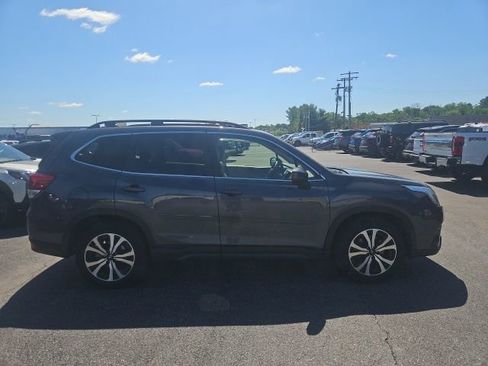 Used 2024 Subaru Forester Limited AWD/4WD image 3