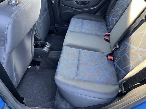 Used 2012 Ford Fiesta SE FWD image 11