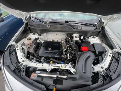 Used 2025 Buick Encore GX Preferred image 32