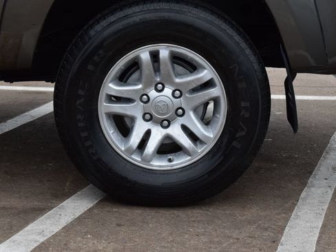 Used 2005 Toyota Tundra SR5 RWD image 11