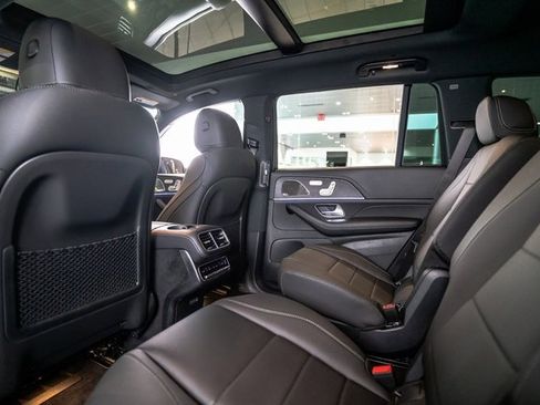 New 2025 Mercedes-Benz GLS 450 GLS 450 image 32