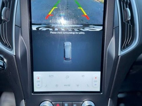 Certified 2023 Ford Edge SEL image 20