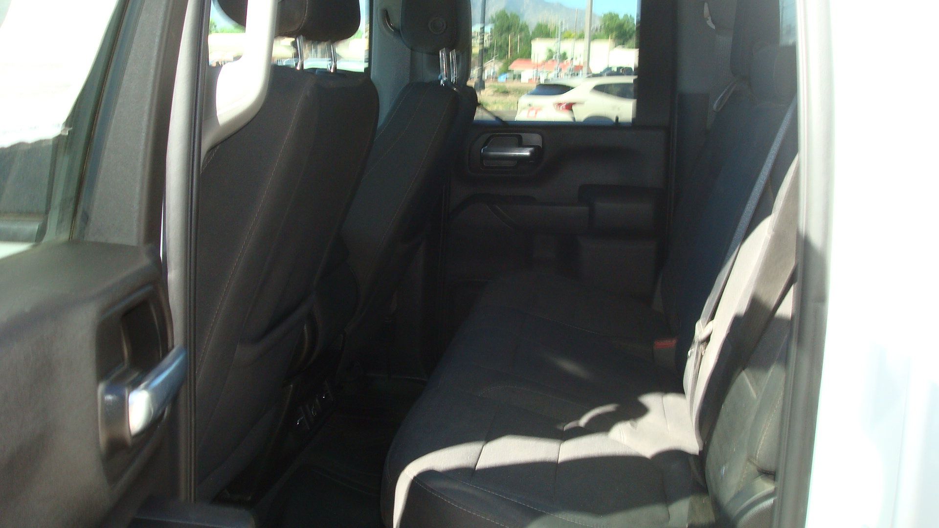 Used 2022 Chevrolet Silverado 3500 LT w/ Convenience Package AWD/4WD image 6