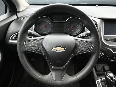 Used 2016 Chevrolet Cruze LT w/ LT Convenience Package FWD image 15
